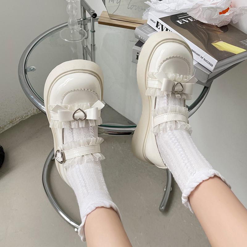 Kawaii Lace Bowknot White Lolita Shoes Women  Heart Buckle Platform Mary Janes Woman Japanese Style Patent Leather Jk Shoes