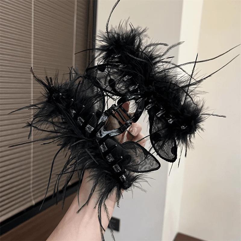 Elegance: Black Rabbit Ear Feather Tassel Claw Clip for Women – 2024 Autumn/Winter High-End Luxury Hair Accessory