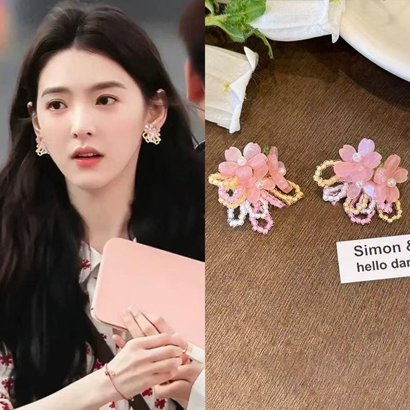 Silver Needle Flower Mesh Fringed Stud Earrings Fresh and Sweet Seaside Vacation Style Earrings Fashionable Versatile Atmosphere Earrings