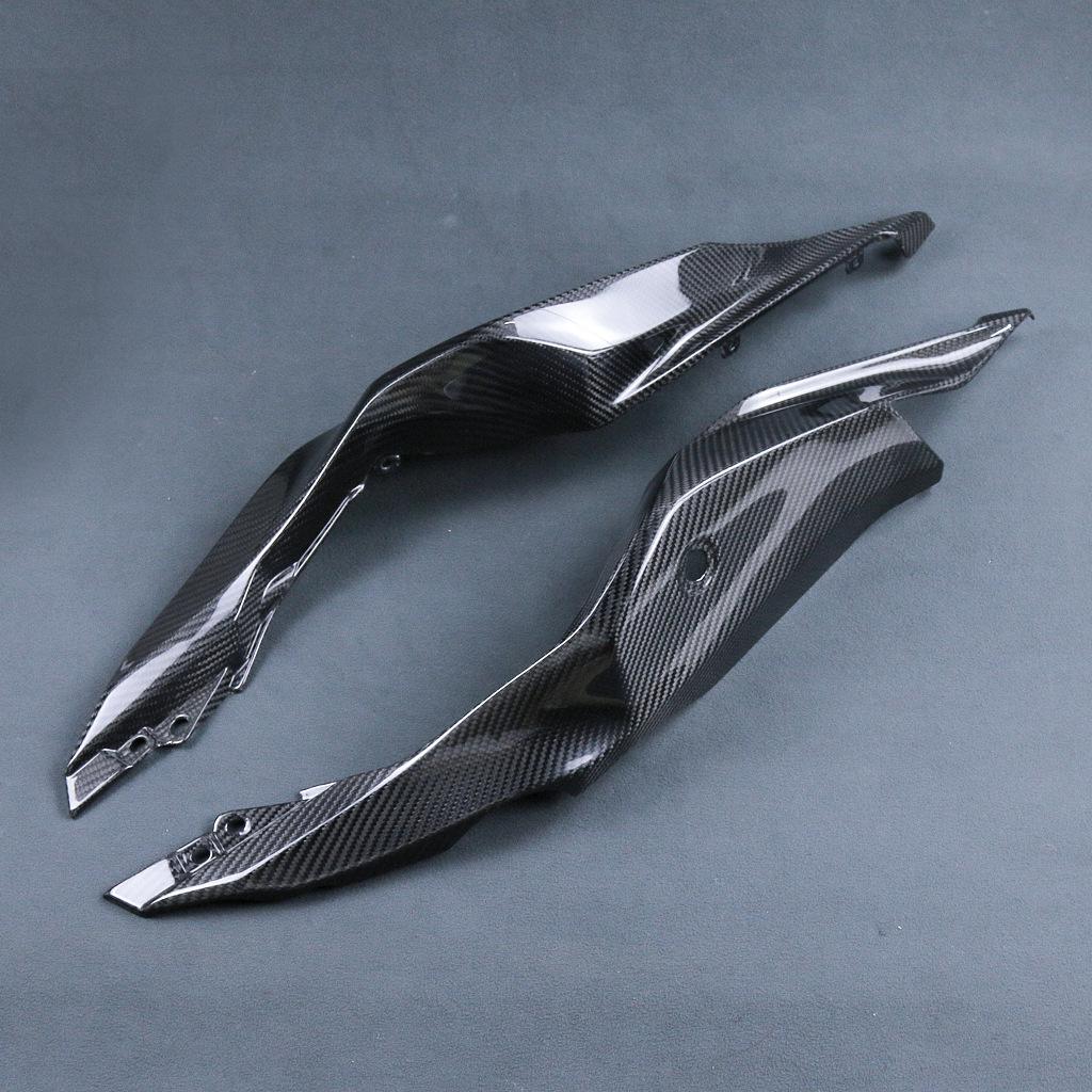 

Kawasaki ZX-25R/ZX-4RR/4R Carbon Fiber Tail Seat Side Panel Accessories