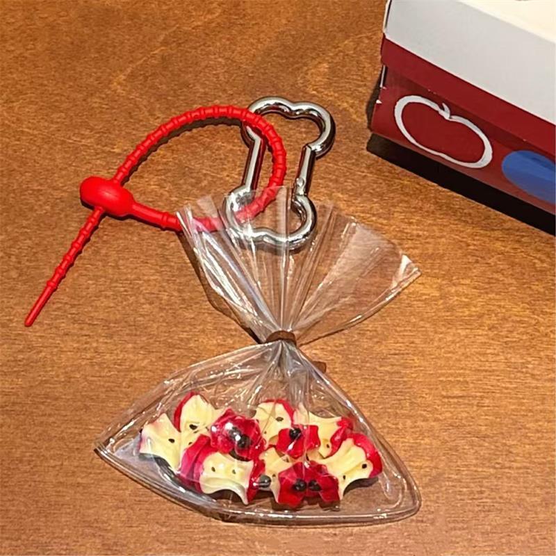 

Creative Cute A Bag Of Apple Core Or Heart Apple Keychain Backpack Pendant Girl Heart Bag Hanging Charm Bone Shaped Keyring Gift