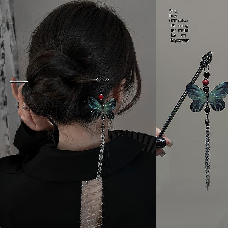 Chinesischer Quasten-Haarstab Cheongsam-Rock: Elegante antike Schmetterlings-Haarnadel mit Ebenholz-Kopfschmuck für einen anmutigen Dutt.