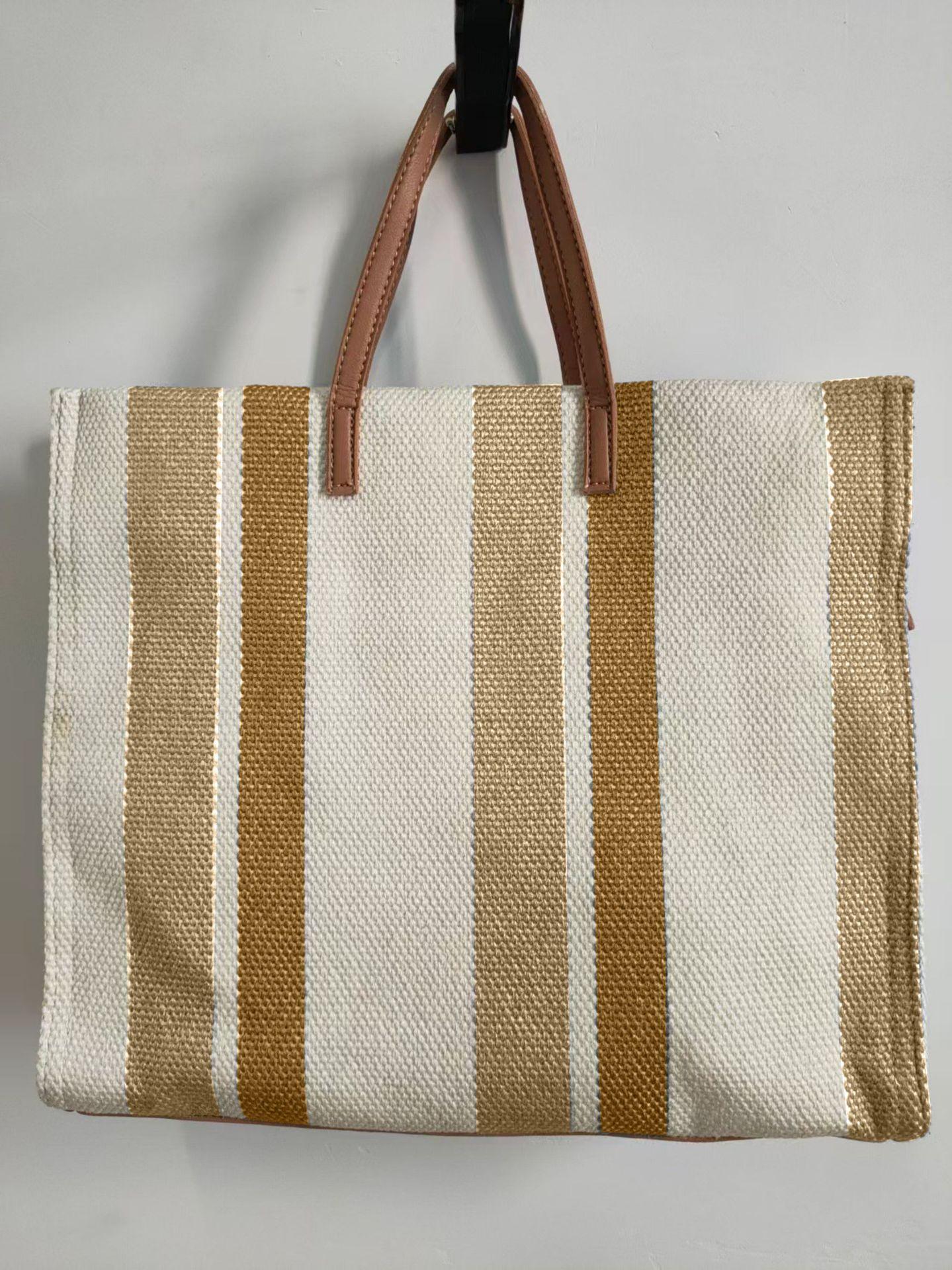 

New Korean Dongdaemun Super Fire Bag Fashion Color Striped Tote Large Hand Canvas Bag