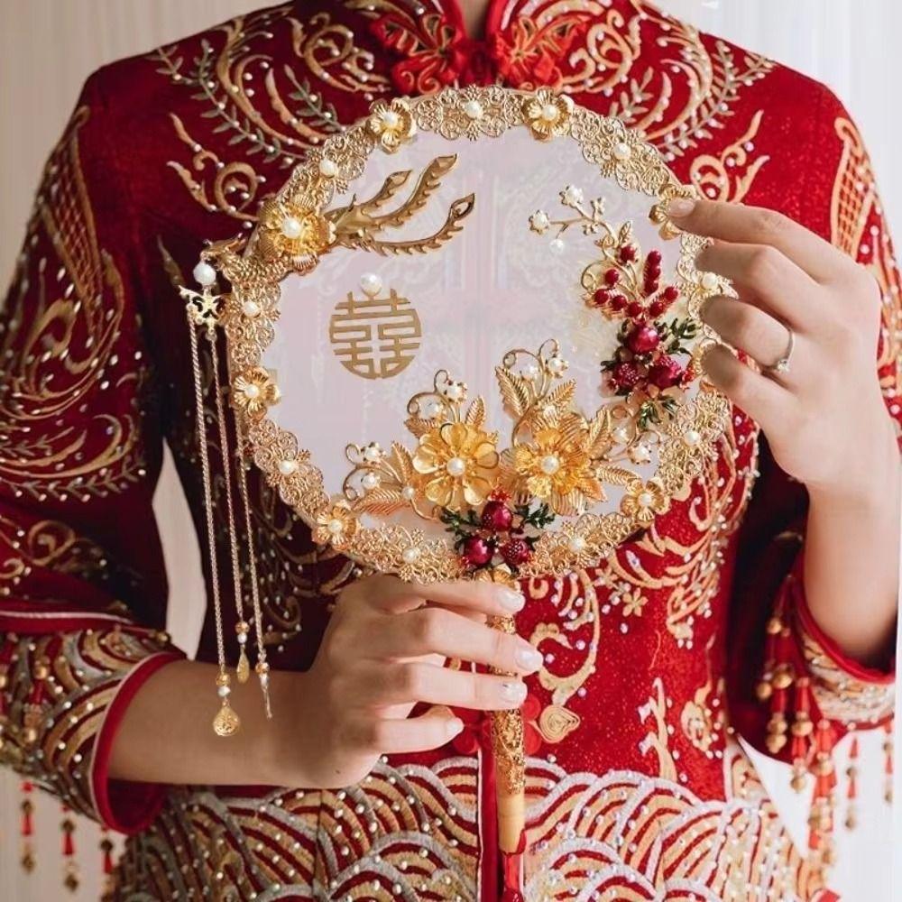 Handheld Bride Group Fan Hand Embroidered Fan  for Bride Wedding Xiuhe Dress Hanfu Accessory