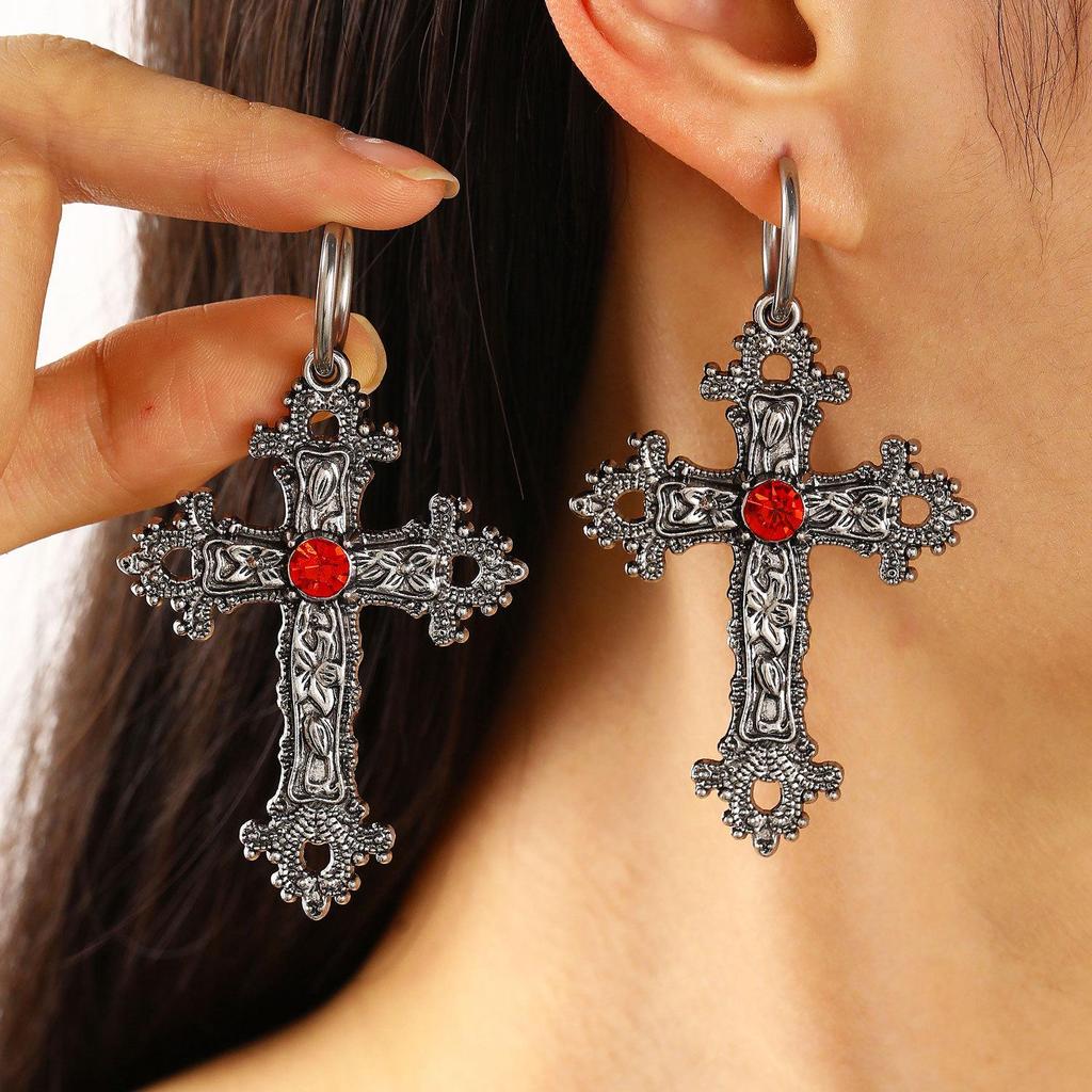 Gothic Dark Ruby Heart & Hand Drop Earrings - Creative European & American Design