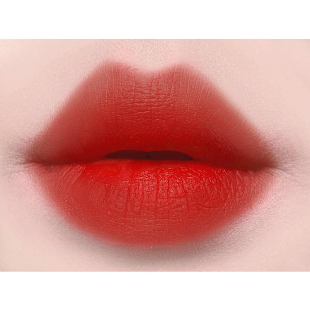 

Матовая губная помада Kissme I First 05 RITSCH RED