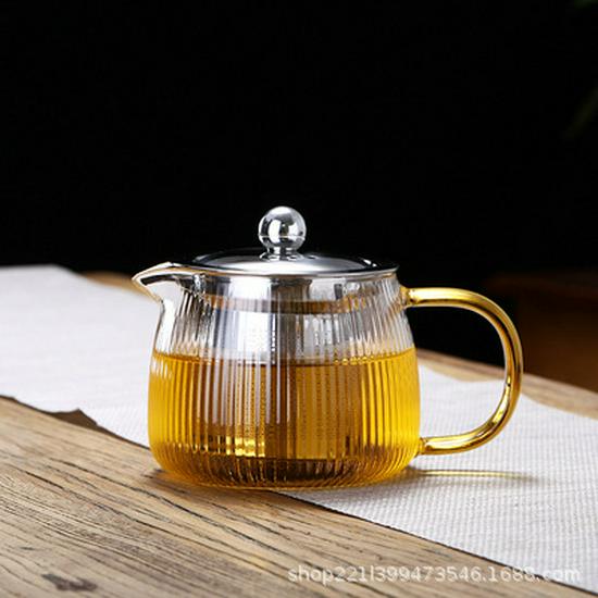 High-Temperature Resistant Glass Teapot with Vertical Pattern and Stainless Steel Filter for Brewing Scented Tea