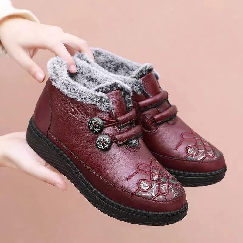 Mom's Cotton Shoes Women's Winter with Added Fleece Old Beijing Cotton Shoes Grandma's Shoes Anti Slip Soft Sole Thick and Warm Elderly Snow Boots