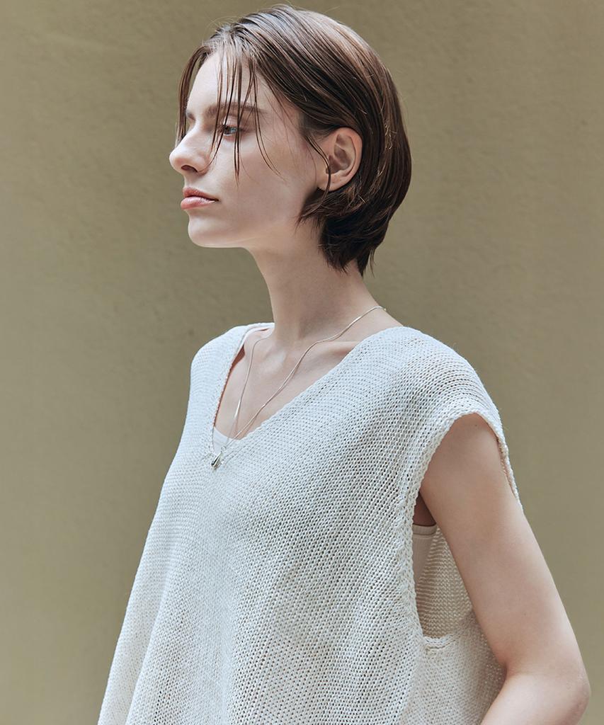 Zerostreet Lezero Ice Breeze V-Neck Vest / Ivory