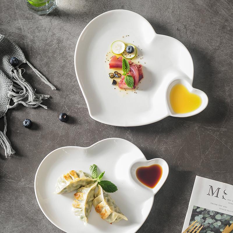 Hotel Ceramic Dumpling Plate with Vinegar Plate White Creative Love Shaped Personalized Vegetable Plates Special Tableware