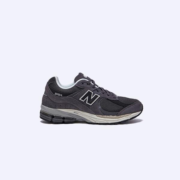 

New Balance M2002rfl 17 Shoes 260