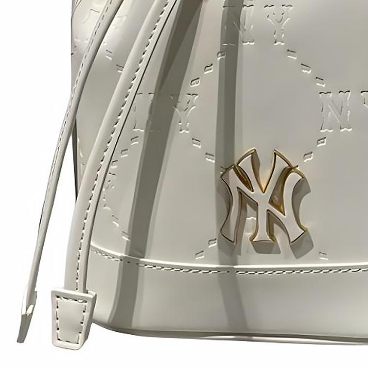 New MLB Blended Material Bucket Bags Crossbody Bag, Shoulder Bag Regular Women's White 7ACRMD65N-50CRM