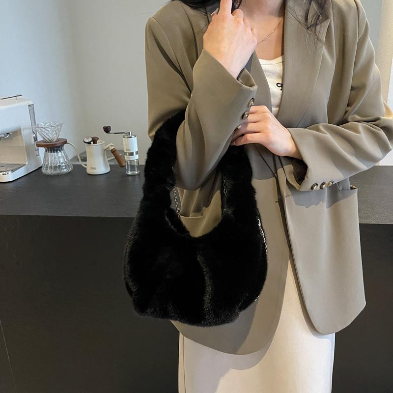 Solid Color Velvet Chain Lock Crossbody Bags New Fashion Soft Versatile Basic Commuter Shoulder Bags for Women