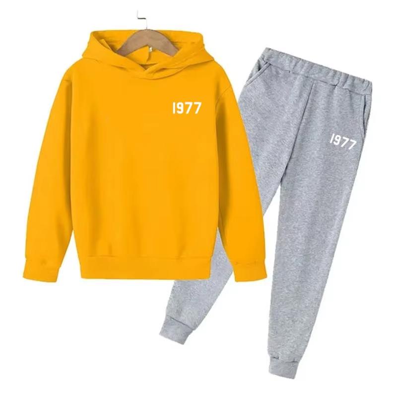 Fashion Casual 1977 Boys Girls 2 Piece Sets Tracksuit Kids Hooded Sports Suit Children Hoodies Sweatshirt Top+Pants Streetwear