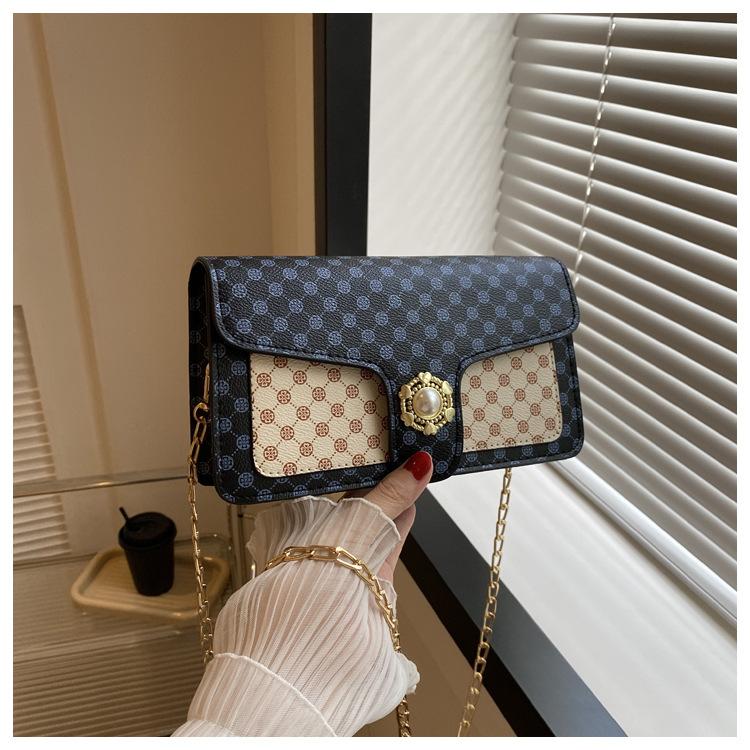 Simple casual fashion small bag women's 2024 new trend retro shoulder bag casual chain crossbody small square bag