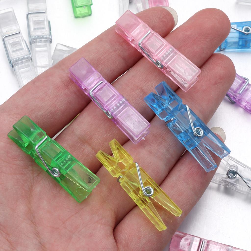 20pcs Colorful Plastic Sewing Clip Mini Photo Clips Spring Hanging Clip Pegs For DIY Wedding Party Wall Home Decor Photo Clamps