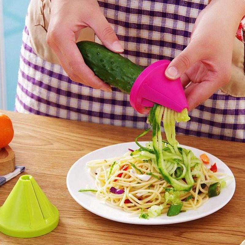 Multi-functional Kitchen Rotary Shredder Vegetable Grater Spiral Peeler