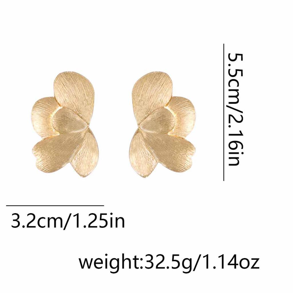 Exaggerated fashion personality retro design sense alloy light luxury temperament petal flower shape women's stud earrings