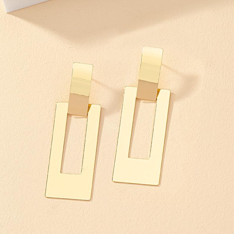 Chic Geometric Square Earrings for Women - Bold Street Style & Face-Slimming Design
