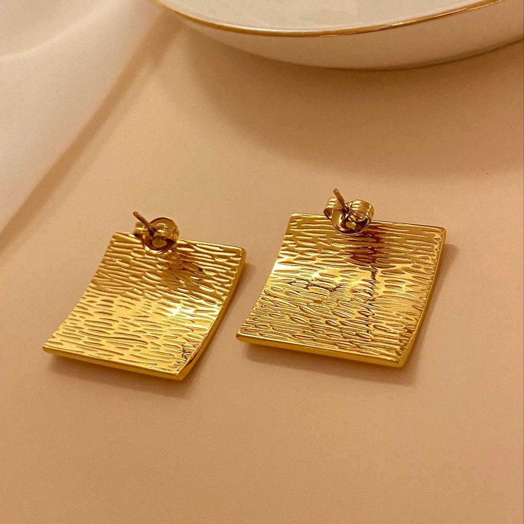 CARLIDANA Stainless Steel Chunky Texture Hoop Earrings Jewelry for Women Gold Plated Huggie Chunky Statement Stud Earrings