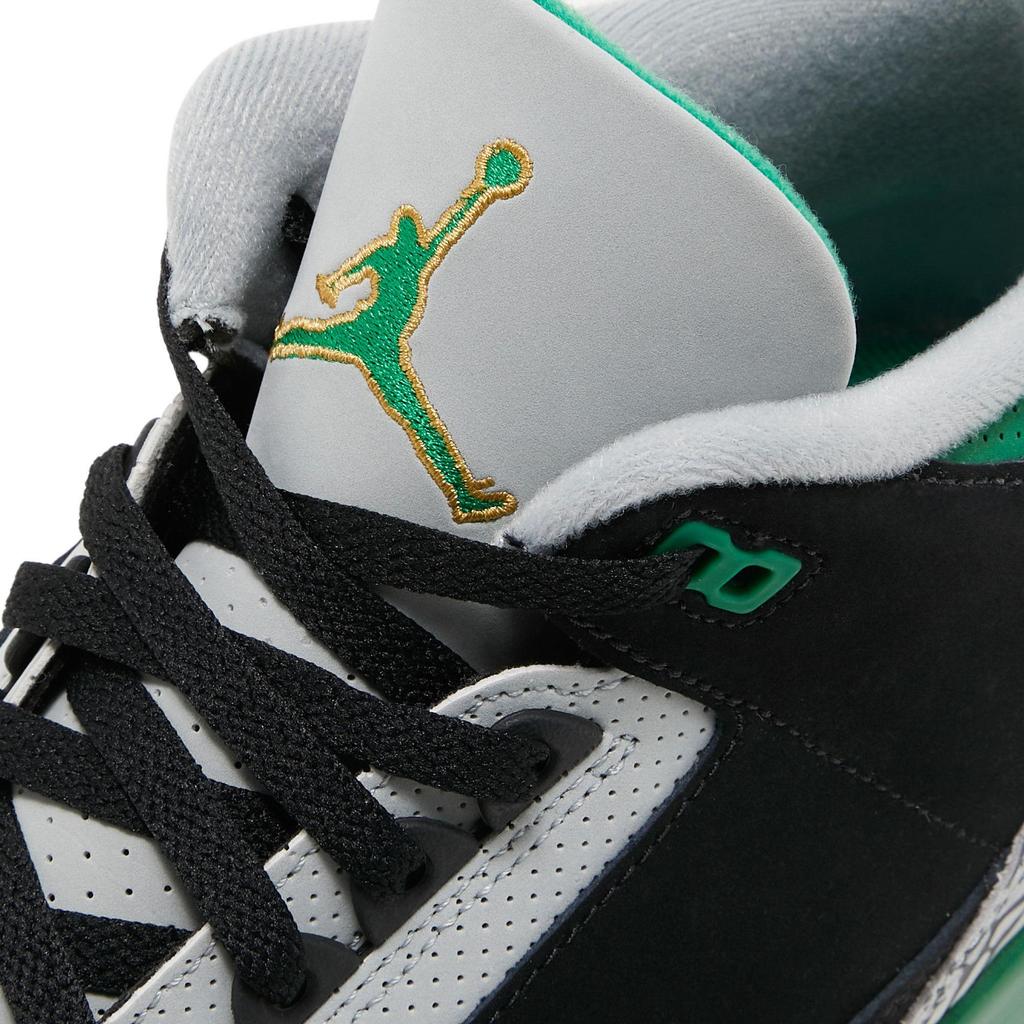 Air Jordan 3 Retro 'Pine Green' (Unisex) Black / Pine Green / Cement Grey / White Vintage Basketball Shoes CT8532 030