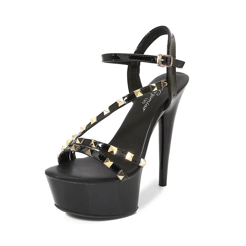 Fashion European and American Catwalk Artifact Model High Heels with Sexy Waterproof Platform 15cm Rivet Sandals Womens Summer Slippers.