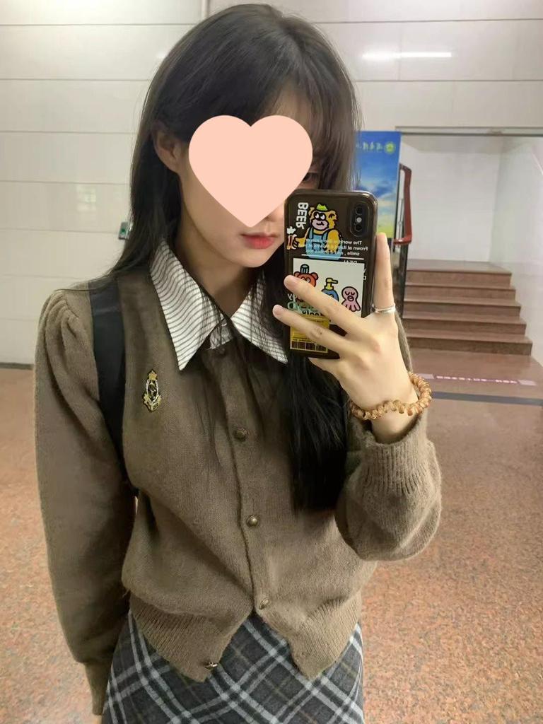 Women's 2025 College Style Polo Collar Cardigan Sweater – Spring & Autumn Short Knitwear