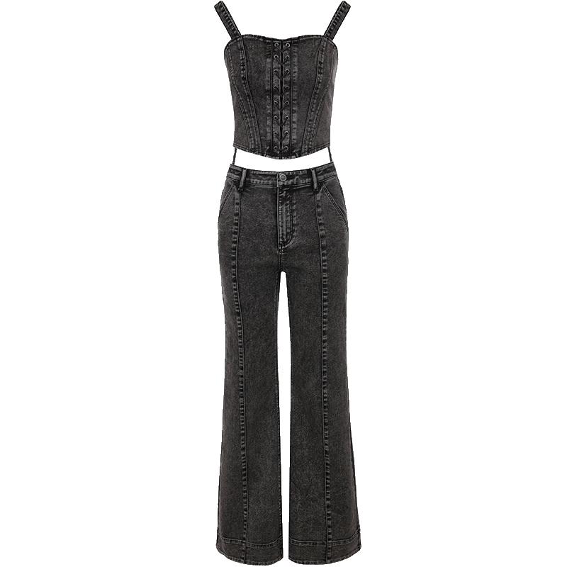 

VEROMODA Women s High-Waist Flare Jeans with Detachable Straps L