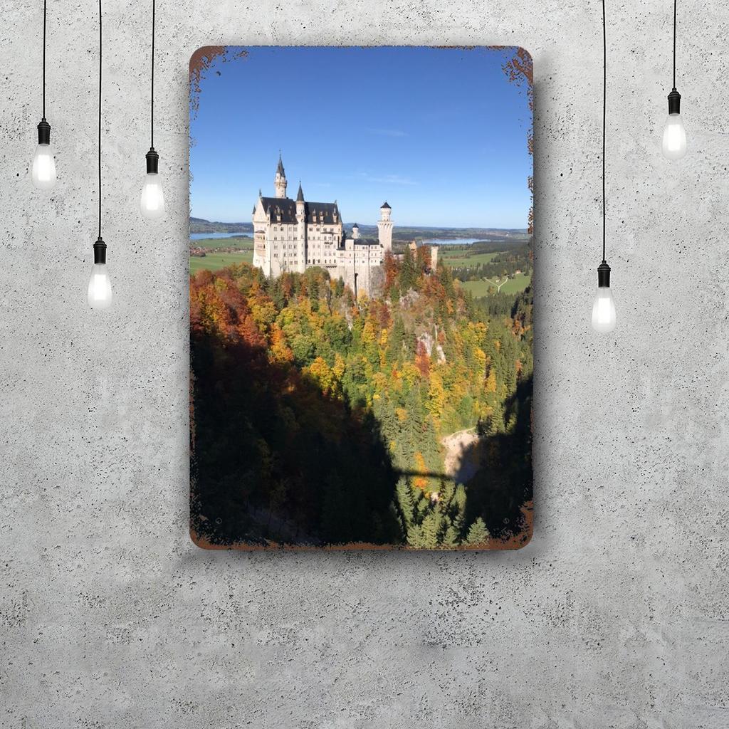Neuschwanstein Castle Vintage Metal Tin Signs Posters Decor Retro Metal Plaque Wall Art Decor for Garage Bar