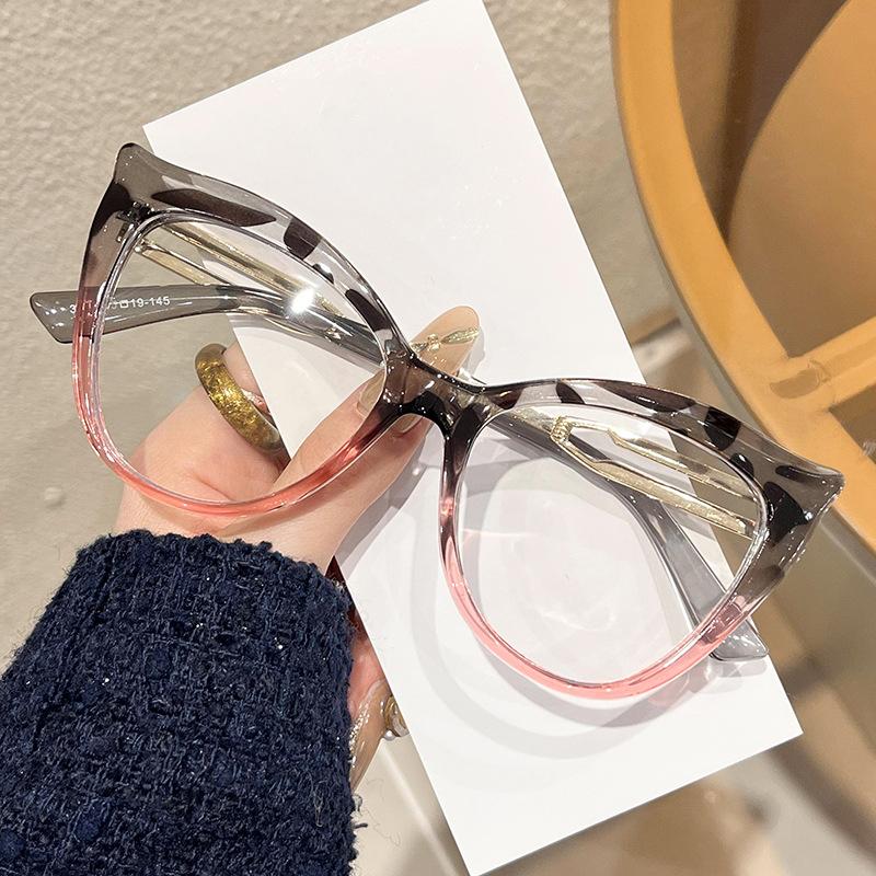 Hot-Selling Cat Eye Anti-Blue Glasses Large Frame Ins Flat Light Glasses Frame Myopia Can Be Matched With Degree Glasses Plain Face