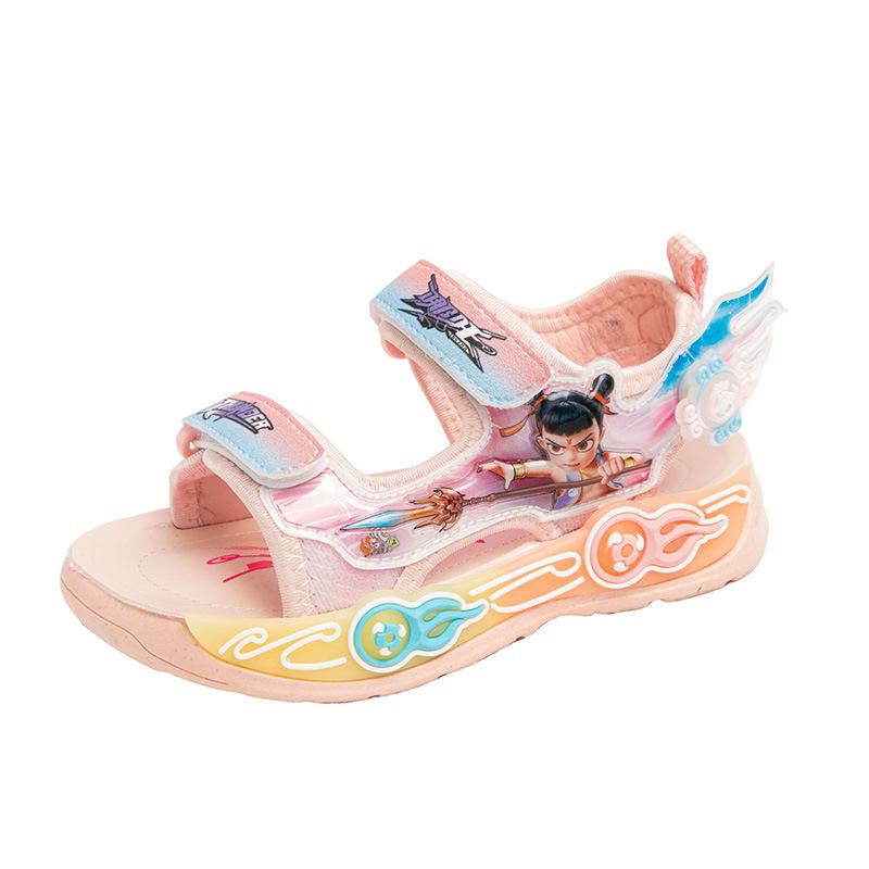 

Girls sandals 2025 summer new cartoon casual children s beach shoes soft-soled sports sandals medium and older children s shoes 26-31 yards, 6 pairs in one hand розовый