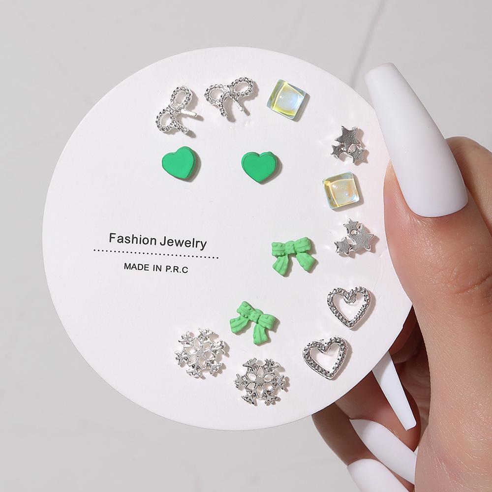 Korean version of small stud earrings, exquisite 1 pair of stud earrings a week, simple color dripping small earrings, love zircon stud earrings.