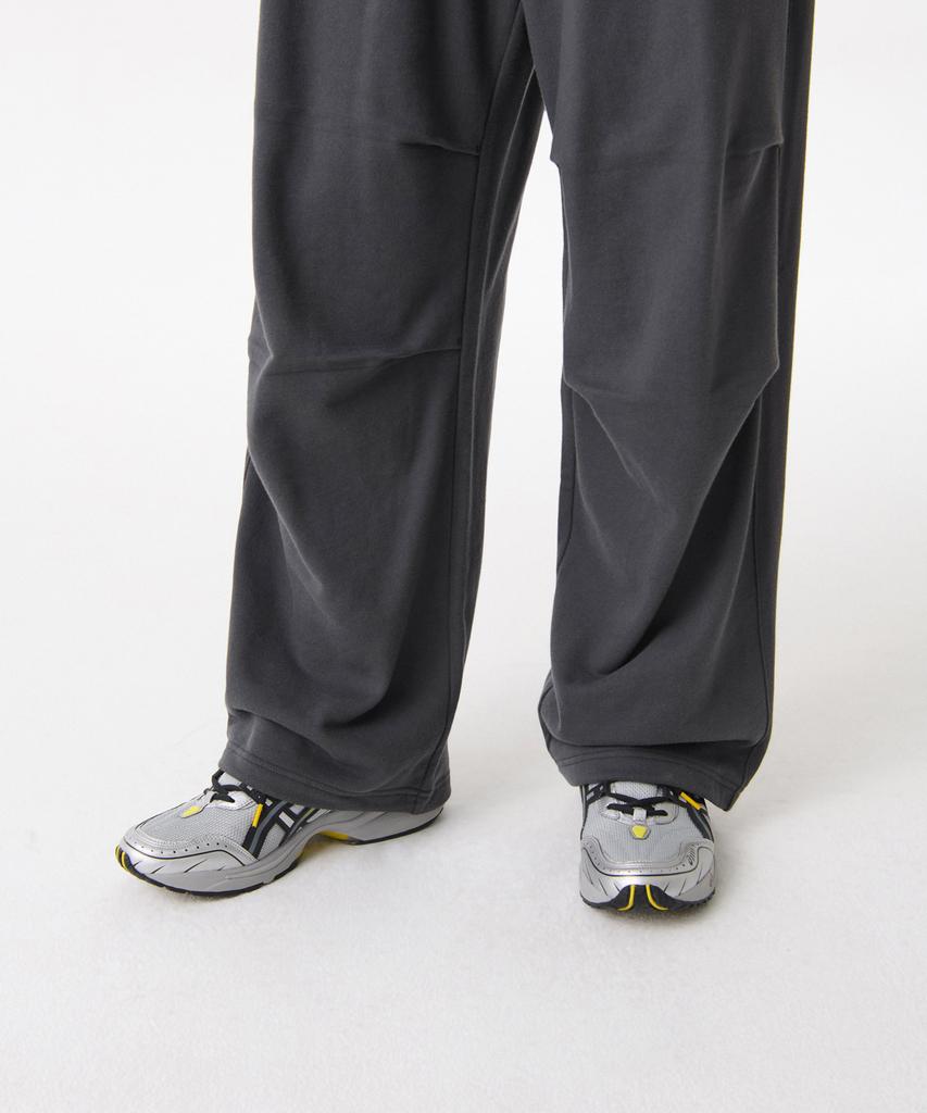 MUSINSA STANDARD Parachute Sweatpants [Dark Gray]