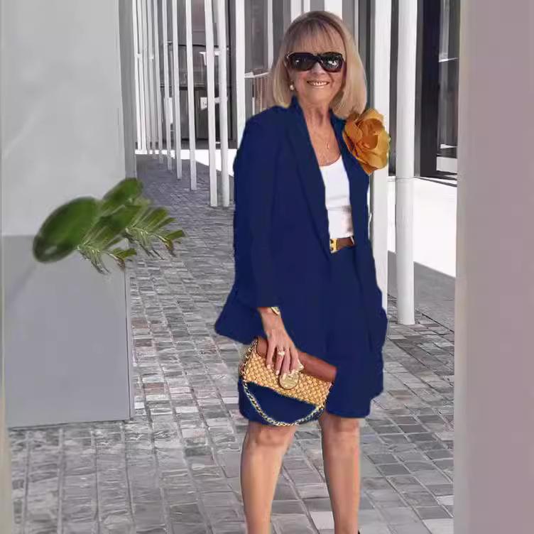 

Женский комплект из двух предметов: блейзер с длинным рукавом и шорты XXXL темно-синий