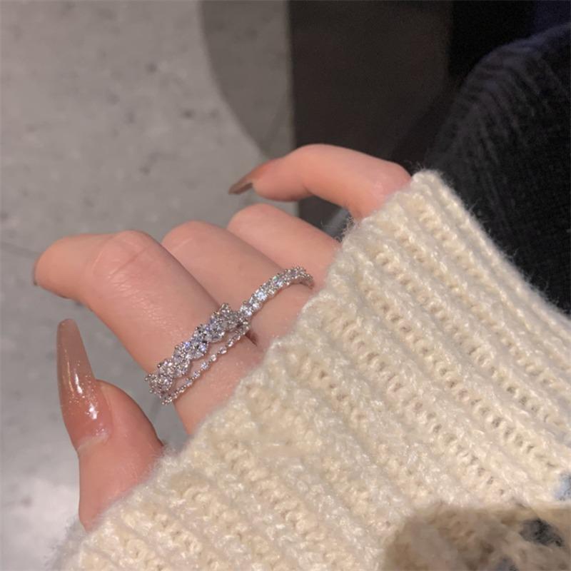 Luxury Minimalist Double Layered Zircon Ring for Women - Sophisticated and Unique Design - Delicate Finger Ring with Opening
