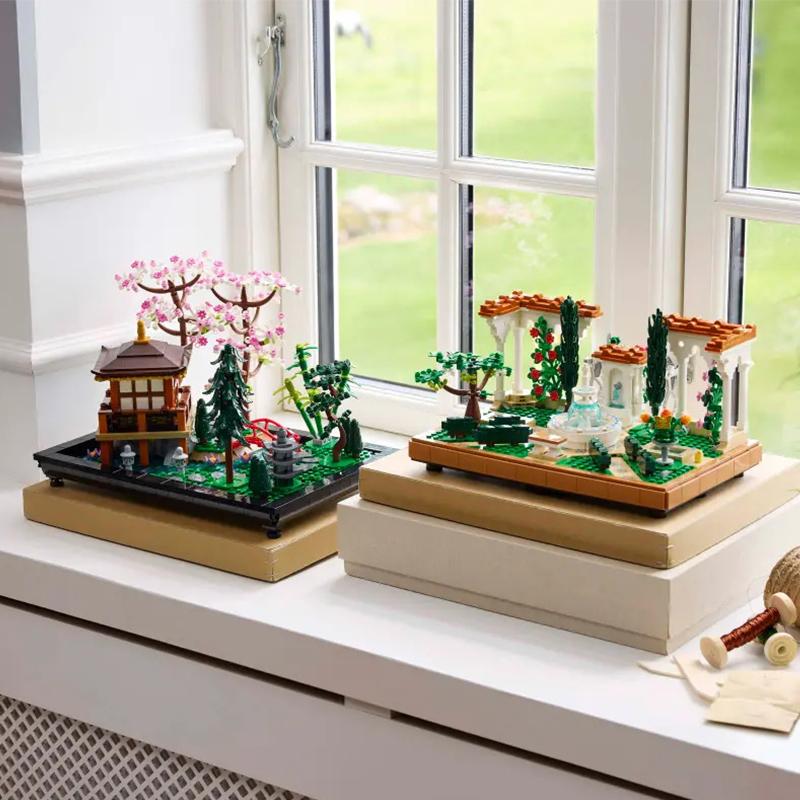 LEGO 10359 Fountain Garden Block Toys