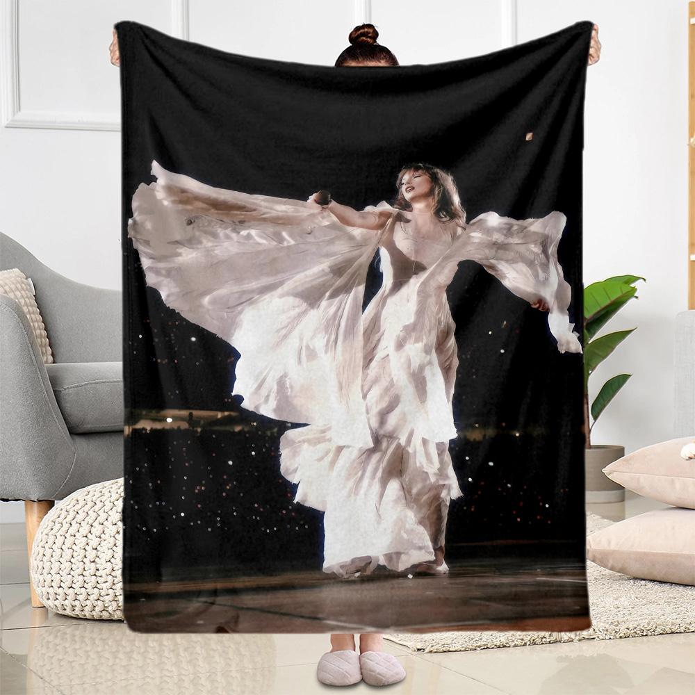 Guitar Performance Stage Blanket Warmthful Decor Suitable for Sofa Bedding Couch Four Seasons Universal Playful Design