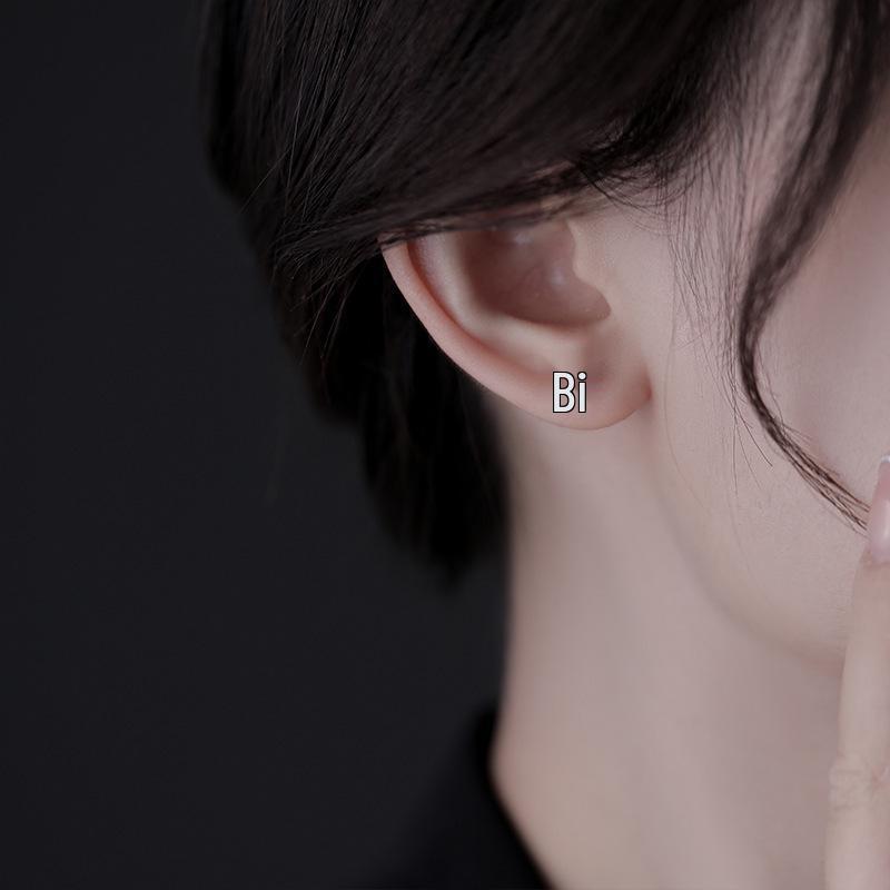 Luxury Snowflake Stud Earrings for Women 2026 - Elegant & Lightweight