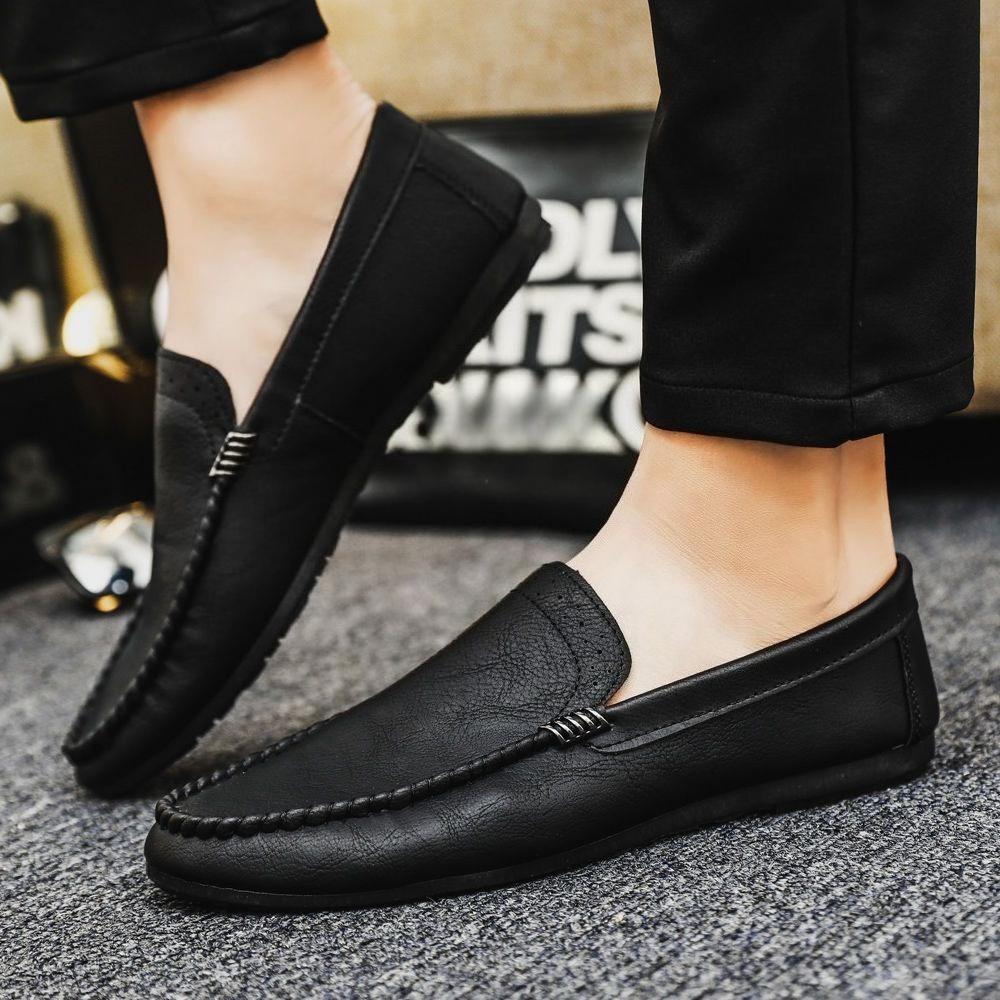 Round Toe Flat Slip-on Men's Leather Shoes 2025 Trend Classic Original Retro in Promotion Fashion Social Adults Male Casual Shoe