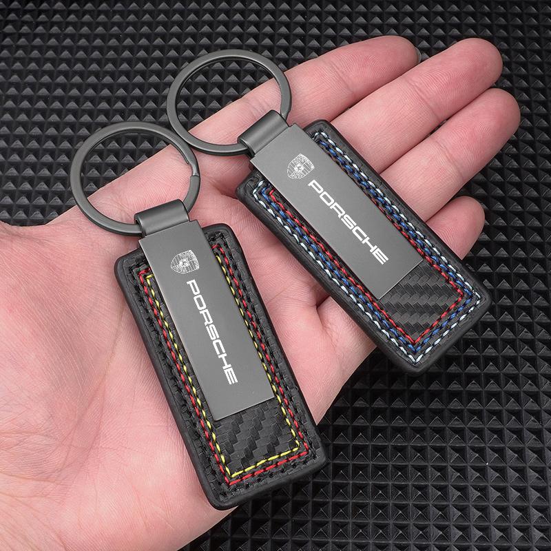 UXOM4 Car Emblem Key Chain Metal Keyrings Chains For Porsche Cayenne Panamera Macan 911 718 Taycan Boxster Cayman 918 Pajun Accessory