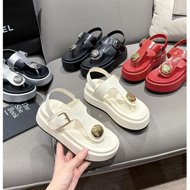 Muffin platform toe sandals women's summer new casual lightweight metal buckle fashion seaside vacation beach shoes