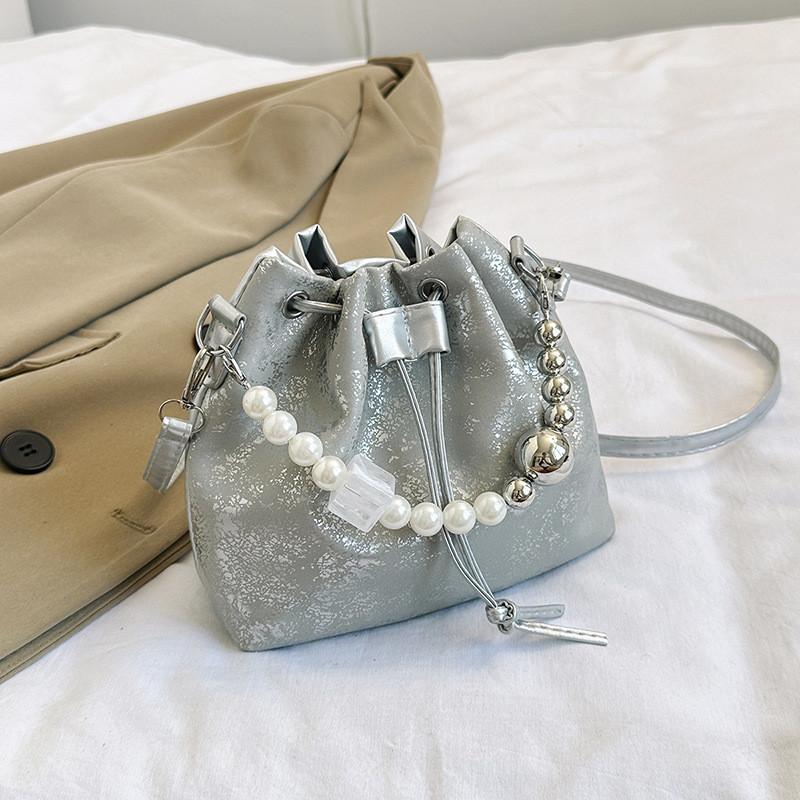 Fashionable 2024 Street Style Pu Chain Bucket Bag For Women With Quilted Stitching