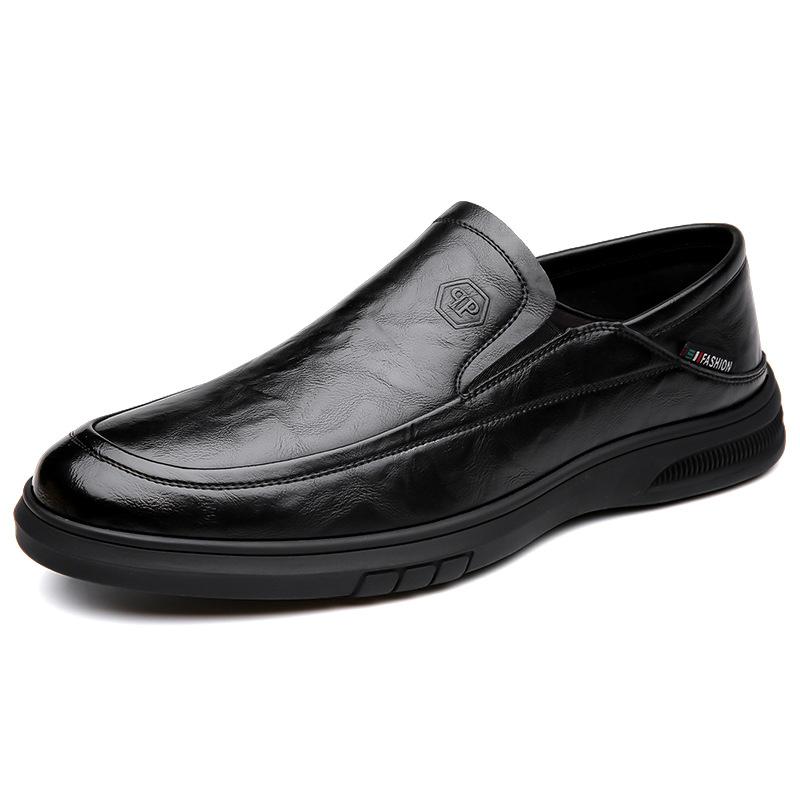 Fashion Summer Autumn New Designer Loafers Man Fashion Casual Solid Color Driving Shoes Male Soft Sole Business Leather Shoes Man