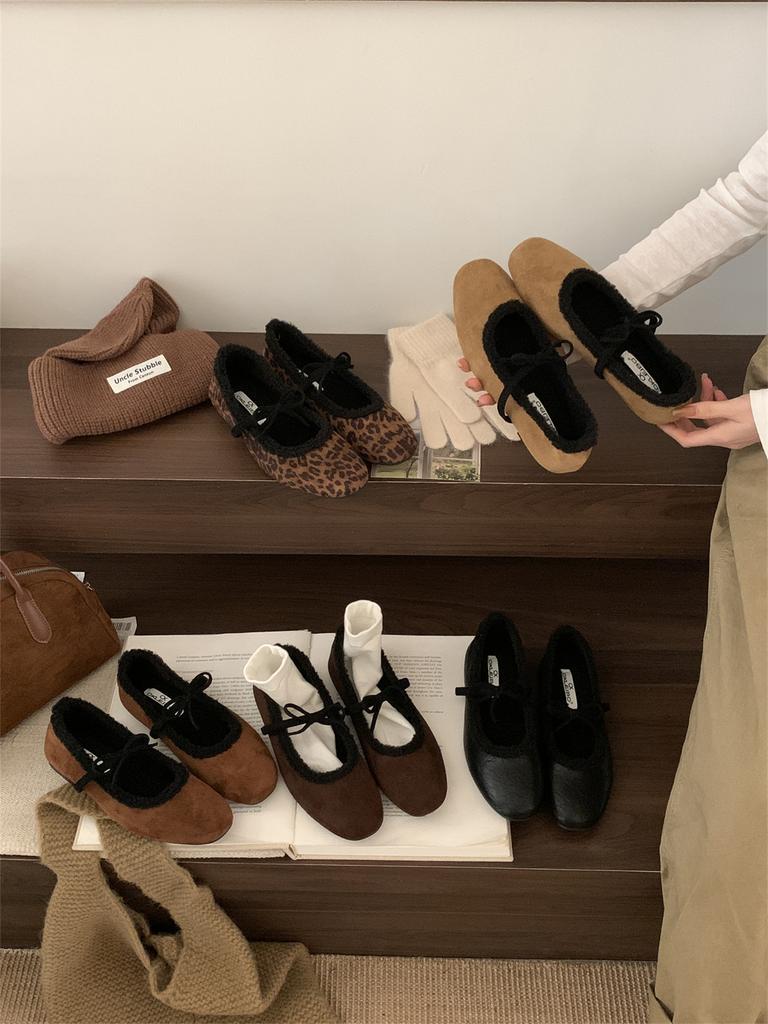 French flat-bottomed retro suede square head velvet Mary Jane shoes women's autumn and winter new one-pedal thermal cotton ladyshoes