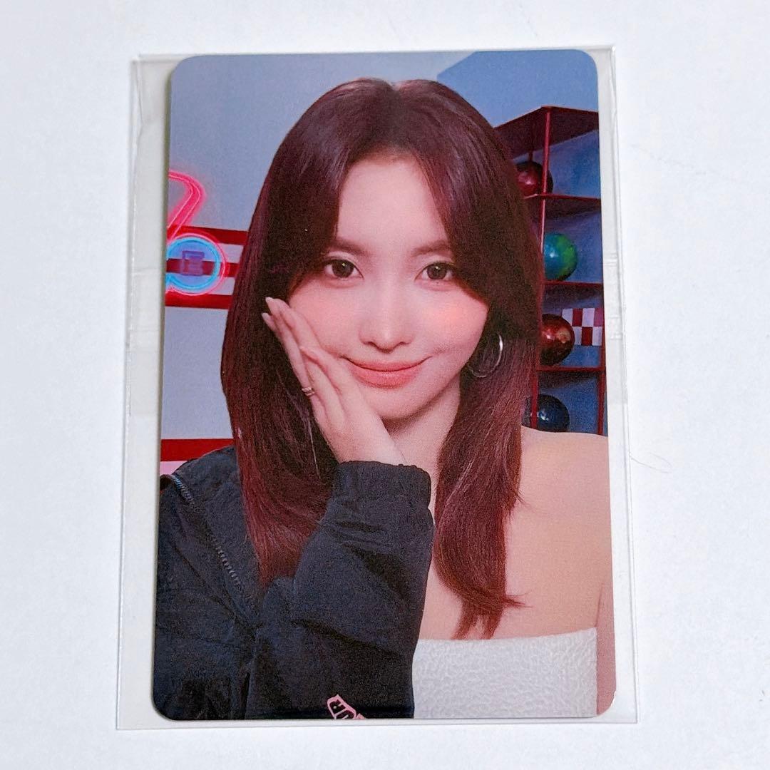 

[USED] TWICE Momo Photo Slogan THIS IS FOR 2026 National Stadium