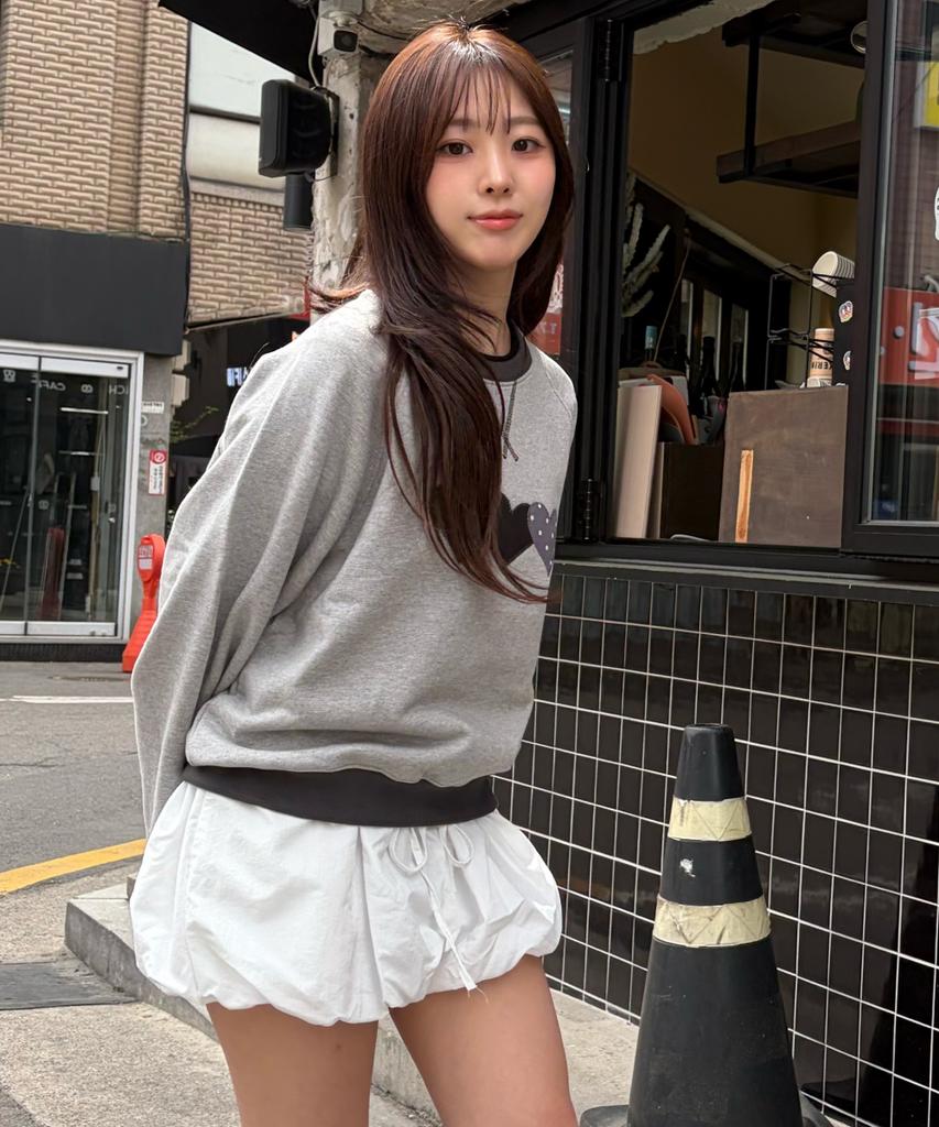 Loginaenloji Heart Patch Sweatshirt Gray Charcoal