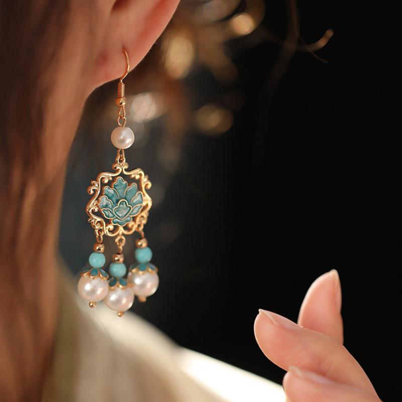 New Chinese Style Oil Drop Lotus Tassel Pearl Ear Hook Hanfu Cheongsam Accessories Travel Photography Earrings Exquisite High-end Earrings