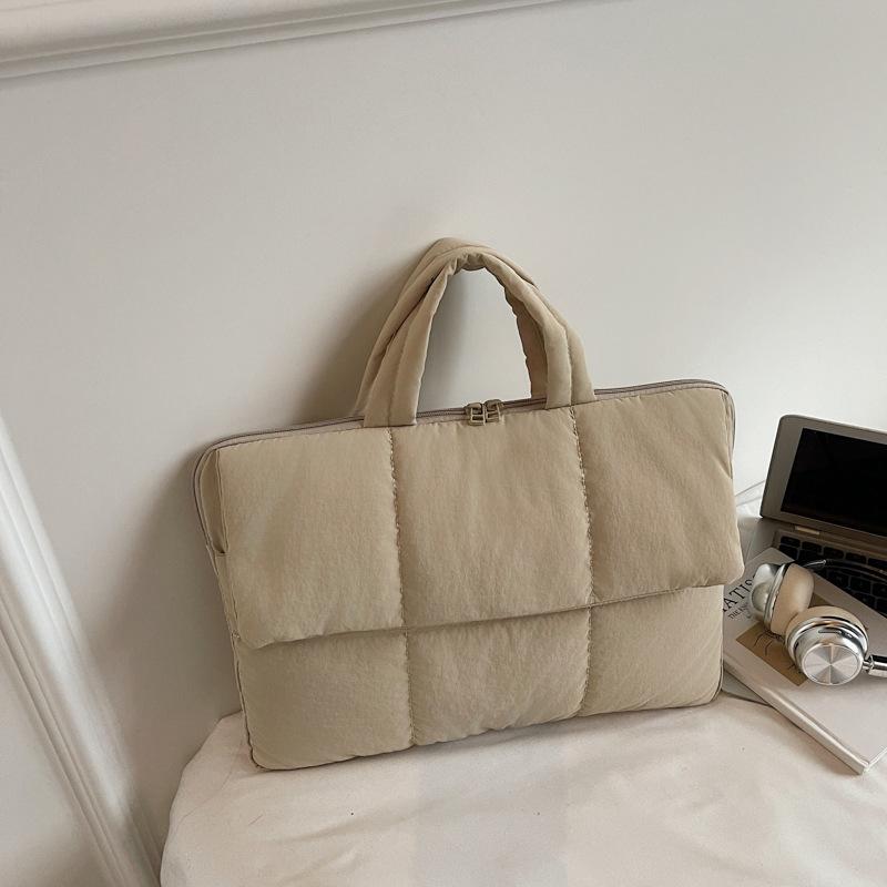 Autumn and winter new down commuter shoulder bag casual large capacity cotton bag niche design fashionable portable tote bag