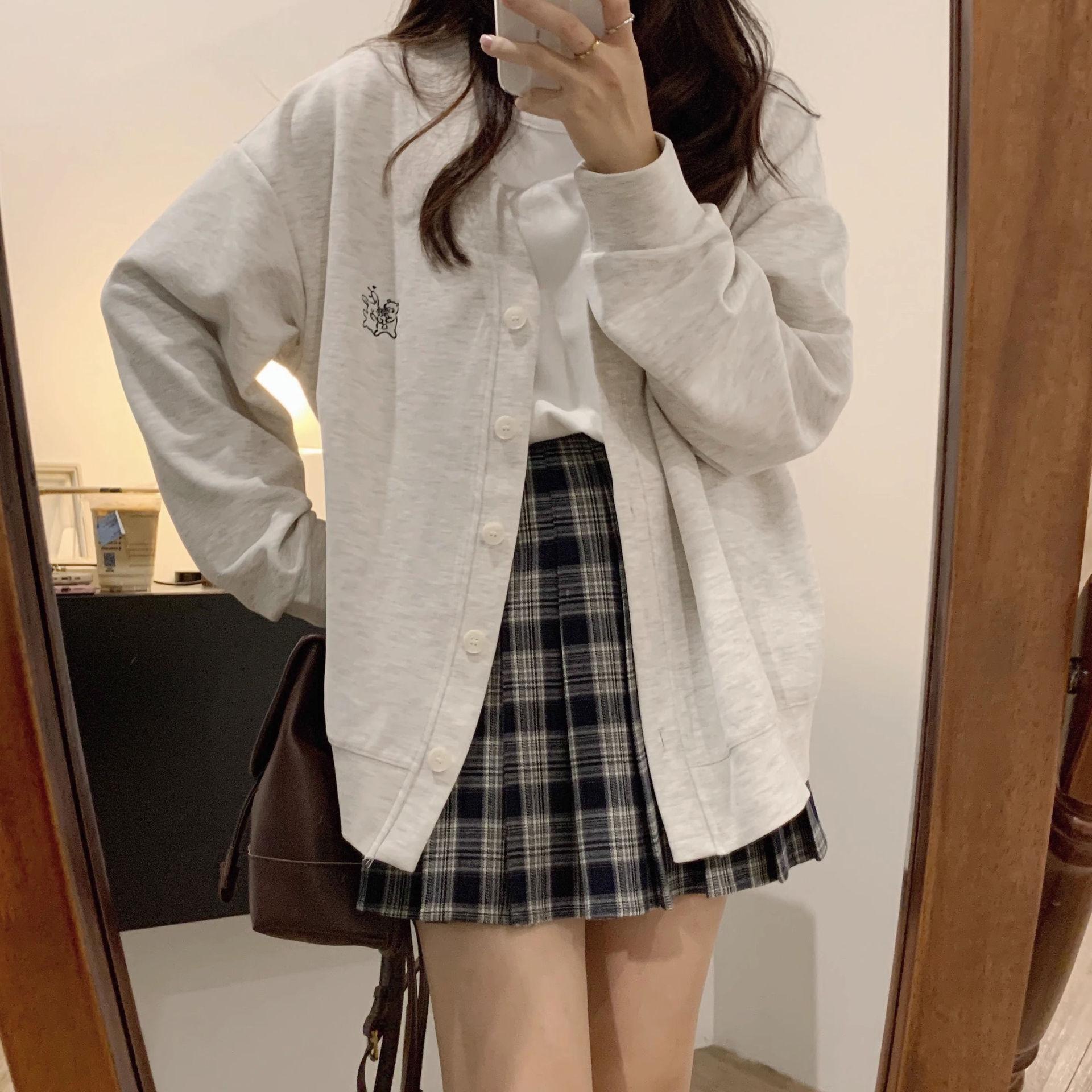 

Кардиган в колледжском стиле с вышивкой кролика – Женская корейская студенческая куртка, устойчива к скатыванию M