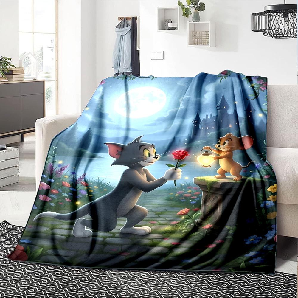 1pc Tom and Jerry Flannel Blanket Soft Warm Throw for Home, Office, Travel, All-Season Cozy Bedding Gift L1436